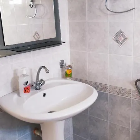 View E & I * Sarandë